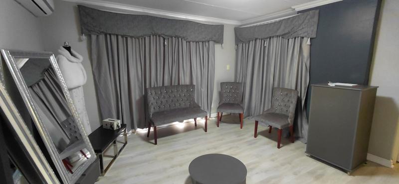 4 Bedroom Property for Sale in Universitas Ridge Free State